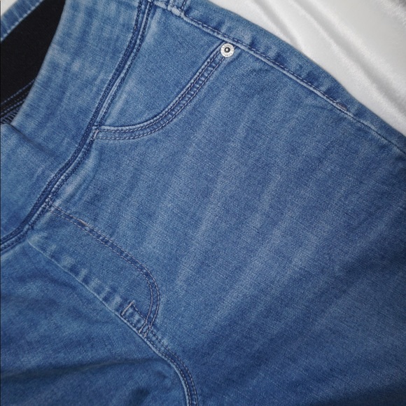 OLD NAVY Elastic Waistband Jeggings with Frayed Hem - Picture 2 of 7